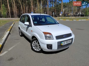 Авто Ford Fusion 2010 № 7653864