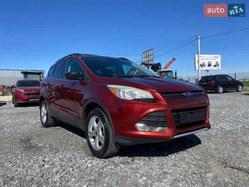 Авто Ford Escape 2014 № 7654311