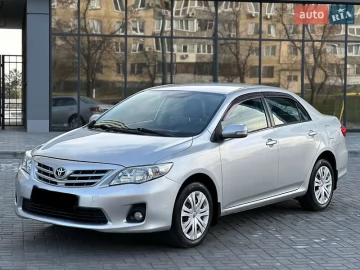 Авто Toyota Corolla 2011 № 7654312
