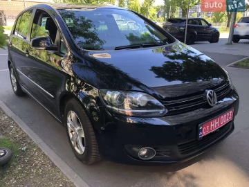 Авто Volkswagen Golf Plus 2011 № 7654321