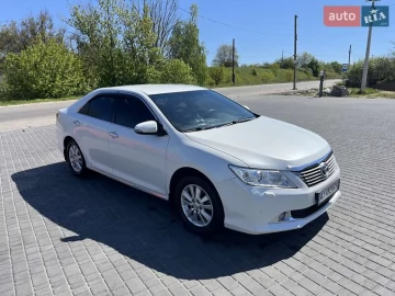 Авто Toyota Camry 2014 № 7654347