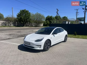 Авто Tesla Model 3 2019 № 7654356