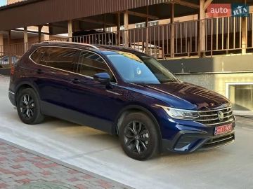 Авто Volkswagen Tiguan 2022 № 7654377