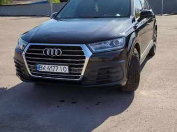 Авто Audi Q7 2015 № 7654399
