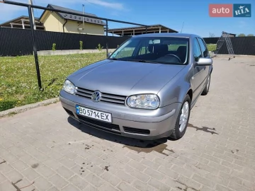 Авто Volkswagen Golf 2002 № 7654450