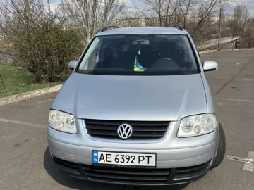 Авто Volkswagen Touran 2006 № 7654485