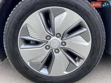 Авто Hyundai Kona Electric 2020 № 7654599