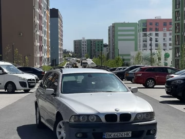 Авто BMW 5 Series 2001 № 7654702