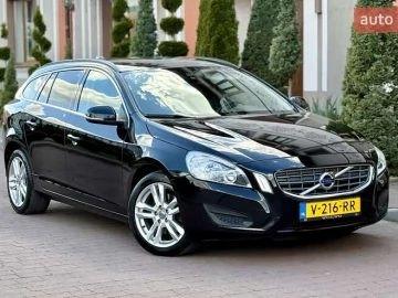 Авто Volvo V60 2011 № 7654824
