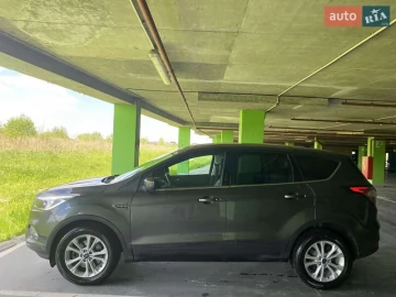 Авто Ford Escape 2016 № 7654830