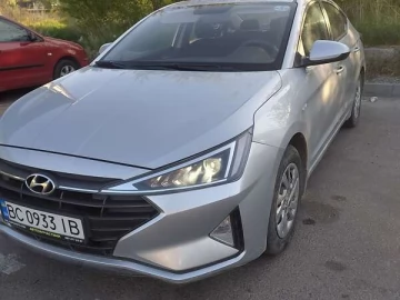Авто Hyundai Elantra 2019 № 7654835