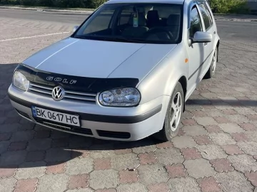 Авто Volkswagen Golf 1999 № 7654983