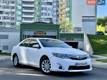 Авто Toyota Camry 2013 № 7655056
