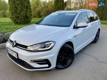 Авто Volkswagen Golf 2017 № 7655138