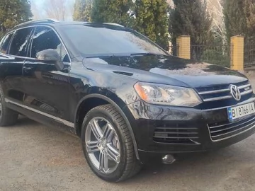 Авто Volkswagen Touareg 2012 № 7655180