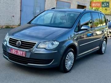 Авто Volkswagen Touran 2007 № 7655324