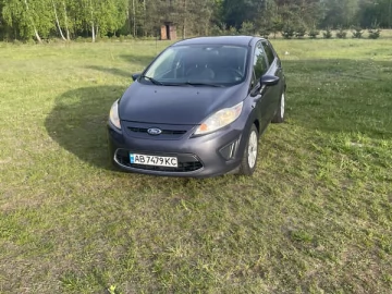 Авто Ford Fiesta 2012 № 7655344