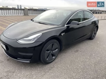 Авто Tesla Model 3 2019 № 7655483