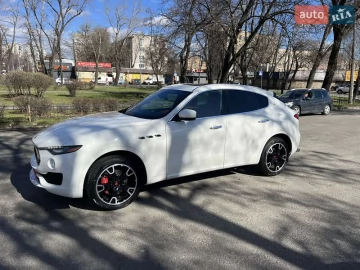 Авто Maserati Levante 2017 № 7655521