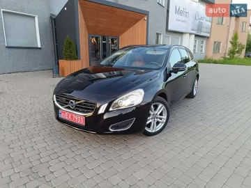 Авто Volvo V60 2013 № 7655730
