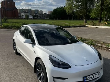 Авто Tesla Model 3 2021 № 7655955
