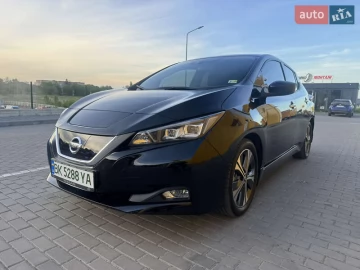 Авто Nissan Leaf 2022 № 7656046