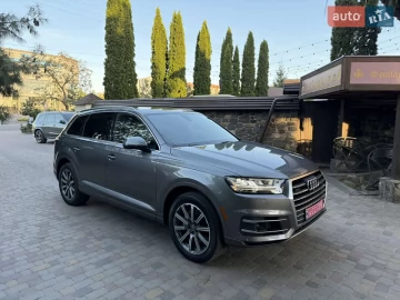 Авто Audi Q7 2017 № 7656064