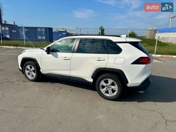 Авто Toyota Rav4 2021 № 7656209