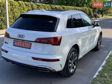 Авто Audi Q5 2021 № 7656215