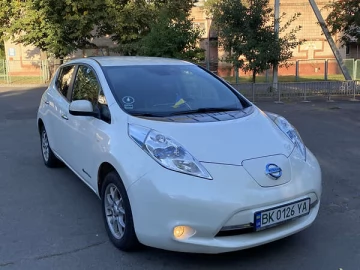Авто Nissan Leaf 2013 № 7656277