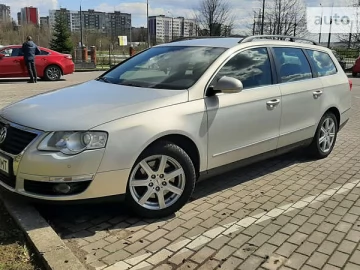Авто Volkswagen Passat 2010 № 7656284