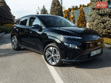 Авто Hyundai Kona Electric 2023 № 7656398