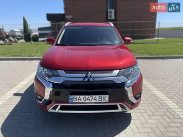 Авто Mitsubishi Outlander 2016 № 7656592