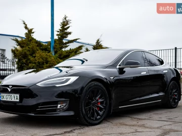 Авто Tesla Model S 2018 № 7656650