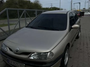 Авто Renault Laguna 2000 № 7656699