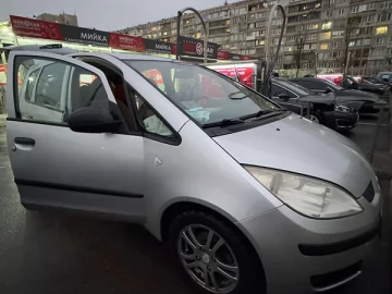 Авто Mitsubishi Colt 2006 № 7656712