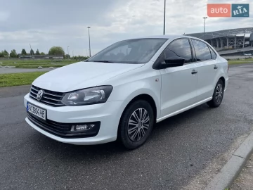 Авто Volkswagen Polo 2018 № 7656800