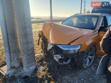 Авто Audi Q8 2020 № 7656961