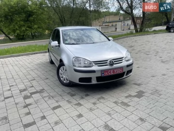 Авто Volkswagen Golf 2004 № 7657042