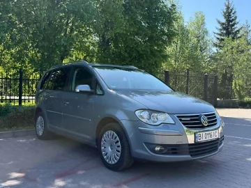 Авто Volkswagen Touran 2009 № 7657140