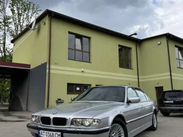 Авто BMW 7 Series 2001 № 7657163
