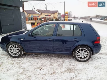 Авто Volkswagen Golf 2002 № 7657349