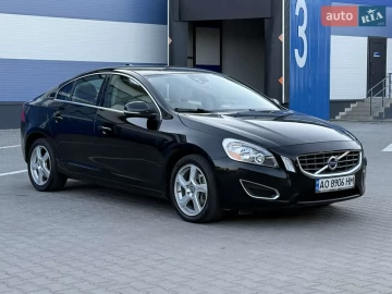 Авто Volvo S60 2012 № 7657416