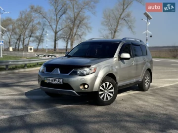 Авто Mitsubishi Outlander Xl 2008 № 7657462