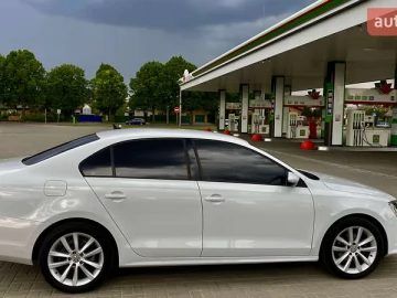 Авто Volkswagen Jetta 2016 № 7657488