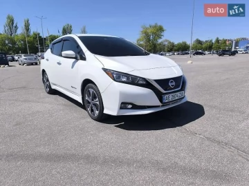 Авто Nissan Leaf 2018 № 7657498