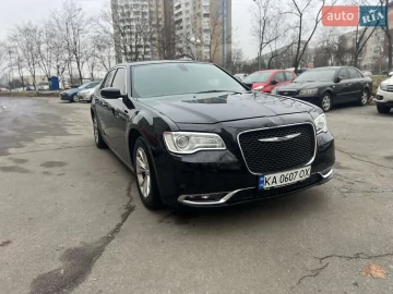 Авто Chrysler 300 2015 № 7657508