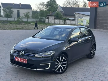 Авто Volkswagen E-Golf 2019 № 7657511