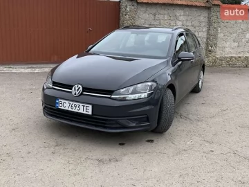 Авто Volkswagen Golf 2019 № 7657520