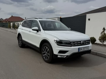 Авто Volkswagen Tiguan 2021 № 7657588